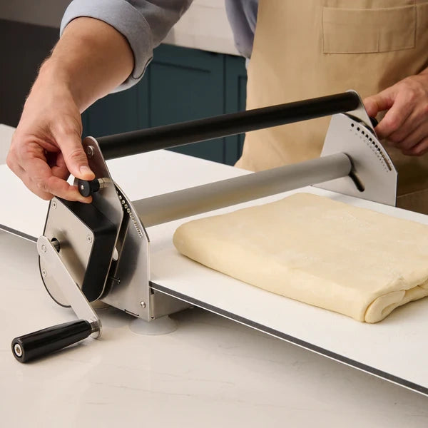 Countertop Dough Sheeter – Manual Operation, Adjustable Thickness 0–26mm