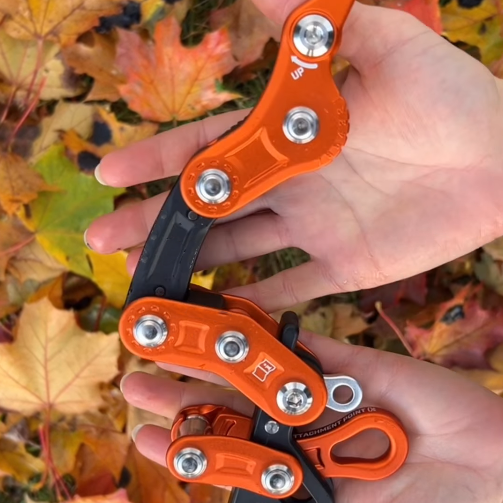 Grooved Rope Slide – Arborist Climbing Device with 7 Tool‑Free Friction Settings