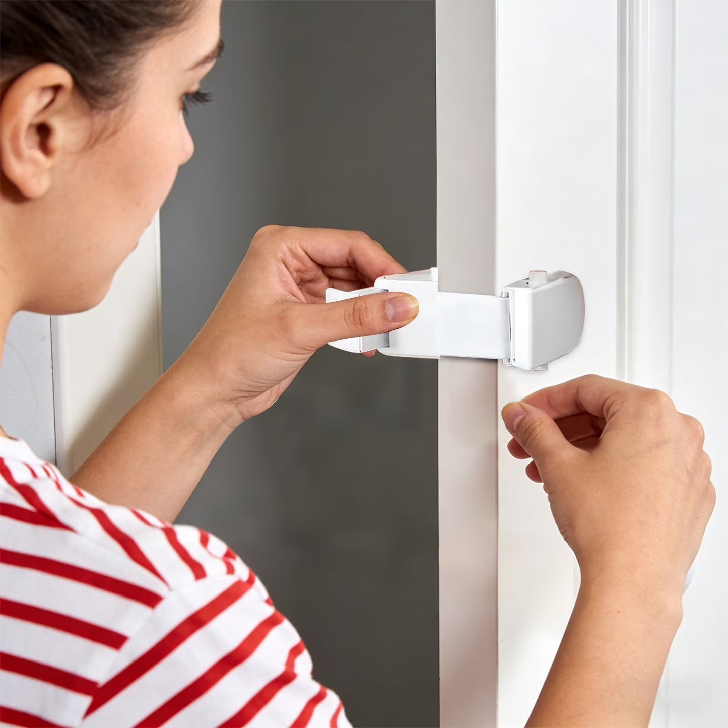Child-Proof Door Lock – No Tools, Mounts High Out of Reach