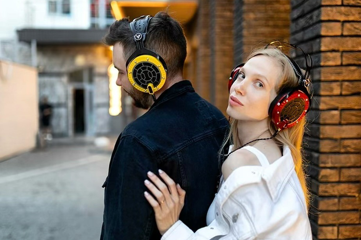 Planar Magnetic Headphones – 105mm Driver, Faux Sheepskin Earcups, Hi-Fi Sound