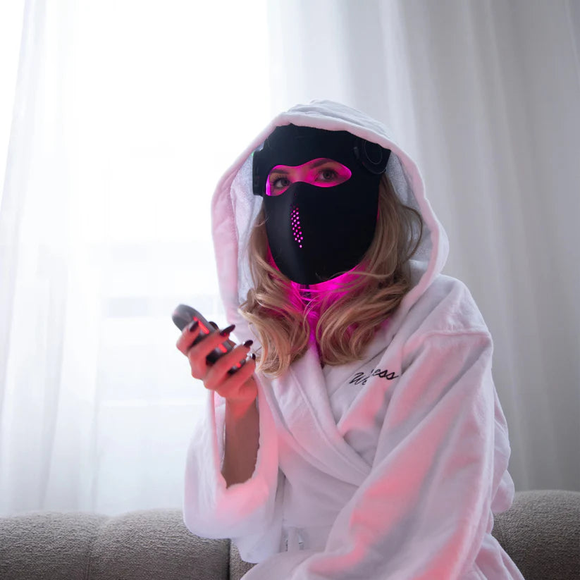 Full-Face LED Phototherapy Device – Multi-Wavelength Light Therapy for At-Home Skincare